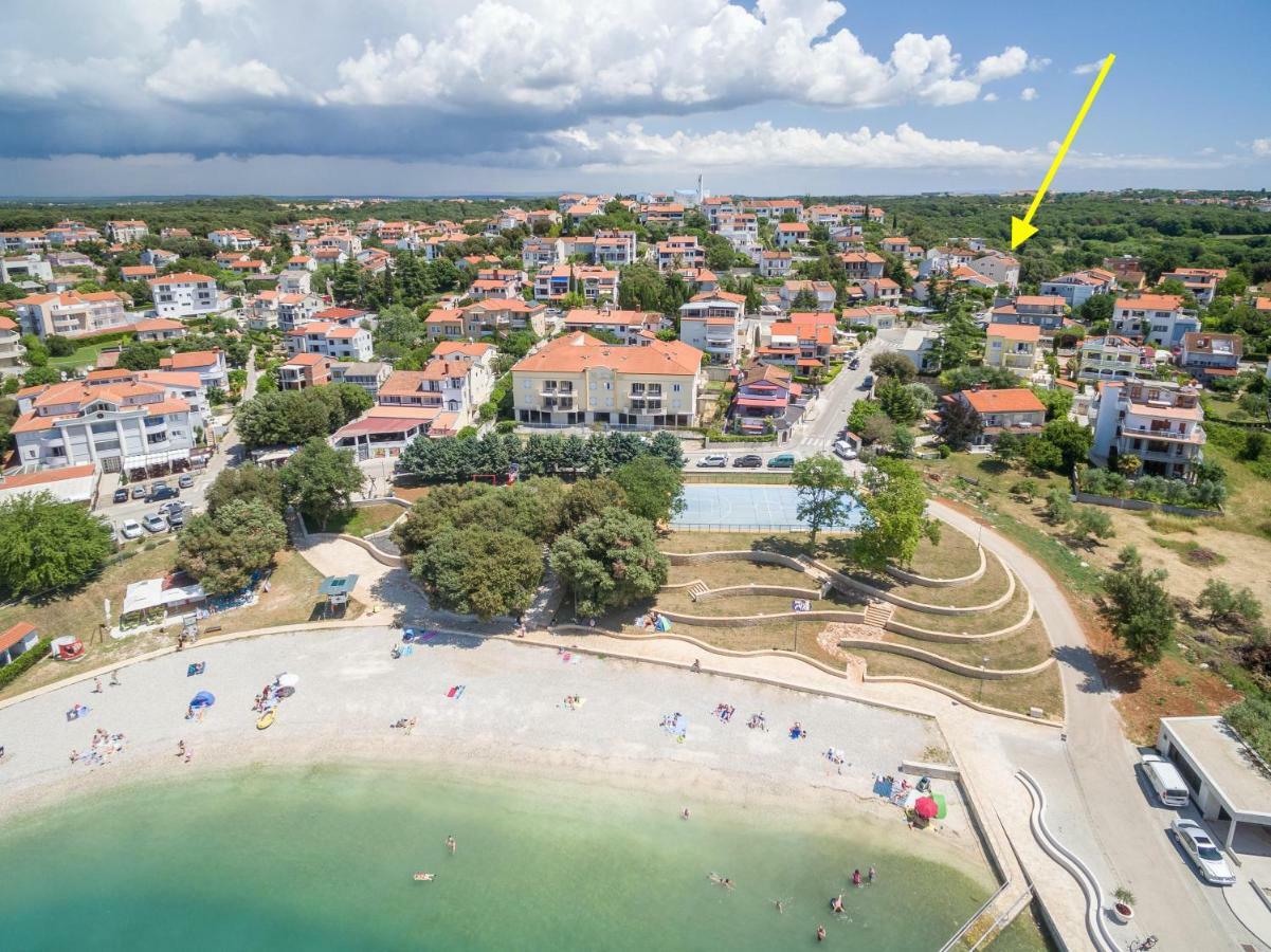 Apartment Tina By The Beach Пьешчана-Увала Экстерьер фото